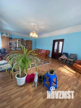 Дом 140м&sup2;, 2-этажный, участок 4 сот.  