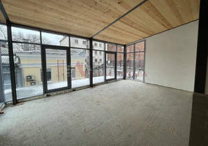 Дом 250м&sup2;, 2-этажный, участок 2 сот.  