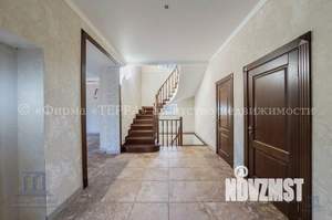 Коттедж 300м², 2-этажный, участок 6 сот.  