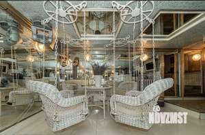 Дом 208м&sup2;, 2-этажный, участок 6 сот.  