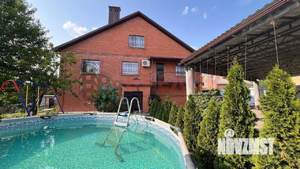 Дом 250м&sup2;, 3-этажный, участок 6 сот.  