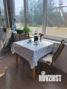 Дом 250м&sup2;, 2-этажный, участок 6 сот.  