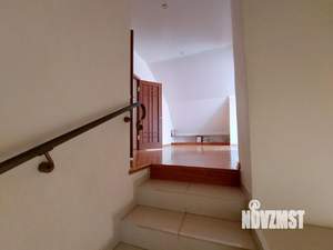 Дом 240м², 3-этажный, участок 3 сот.  