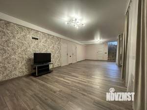Дом 225м², 2-этажный, участок 5 сот.  