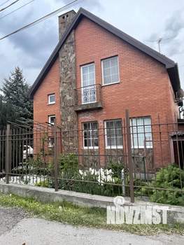 Дом 144м&sup2;, 2-этажный, участок 5 сот.  