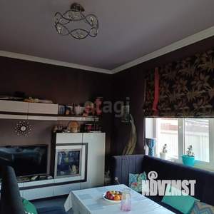 Дом 270м&sup2;, 3-этажный, участок 5 сот.  