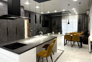 Дом 230м&sup2;, 2-этажный, участок 10 сот.  