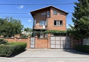 Дом 400м², 4-этажный, участок 6 сот.  