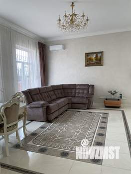 Дом 290м², 2-этажный, участок 3 сот.  