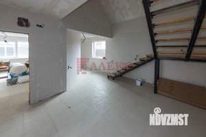 Дом 175м&sup2;, 2-этажный, участок 4 сот.  