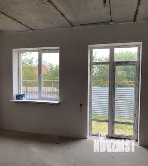 Дом 160м&sup2;, 2-этажный, участок 4 сот.  