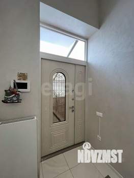 Дом 291м², 2-этажный, участок 3 сот.  