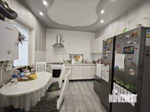 Дом 100м², 2-этажный, участок 3 сот.  