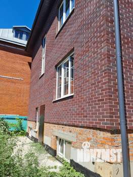 Дом 288м&sup2;, 3-этажный, участок 4 сот.  