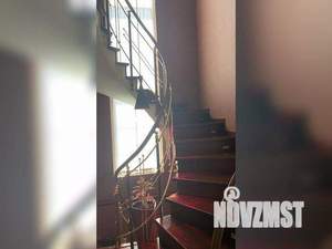 Коттедж 177м², 2-этажный, участок 4 сот.  