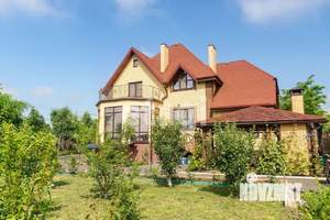 Дом 235м&sup2;, 2-этажный, участок 12 сот.  