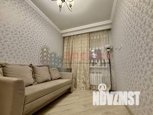 Дом 95м&sup2;, 2-этажный, участок 2 сот.  