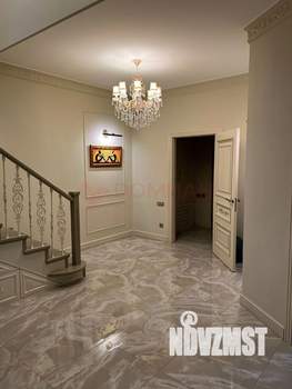 Дом 200м&sup2;, 2-этажный, участок 5 сот.  