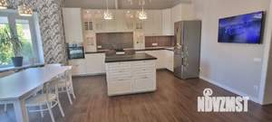 Дом 260м&sup2;, 2-этажный, участок 6 сот.  