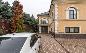 Дом 460м², 2-этажный, участок 6 сот.  