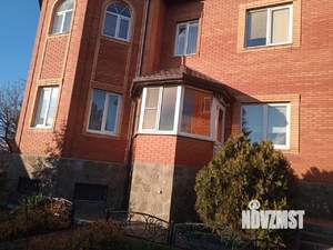 Дом 320м², 2-этажный, участок 8 сот.  