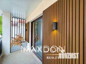 Дом 320м&sup2;, 2-этажный, участок 4 сот.  