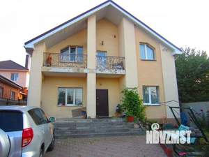 Дом 240м², 2-этажный, участок 5 сот.  