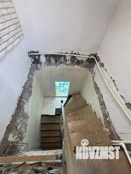 Дом 198м&sup2;, 2-этажный, участок 4 сот.  