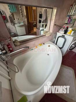 Дом 400м&sup2;, 4-этажный, участок 6 сот.  