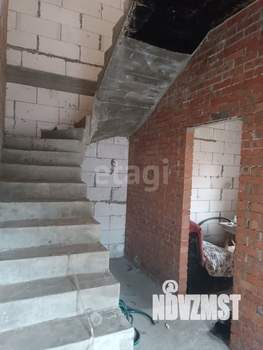 Дом 132м&sup2;, 2-этажный, участок 3 сот.  