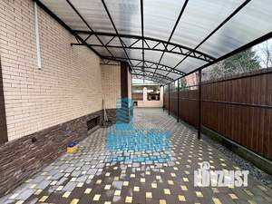 Дом 300м&sup2;, 3-этажный, участок 4 сот.  