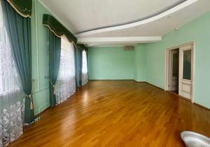 Дом 600м&sup2;, 4-этажный, участок 4 сот.  