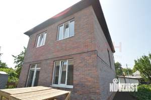 Дом 130м&sup2;, 2-этажный, участок 3 сот.  