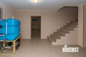 Дом 300м², 2-этажный, участок 8 сот.  