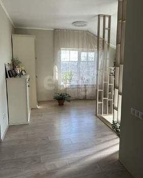 Дом 142м&sup2;, 2-этажный, участок 3 сот.  