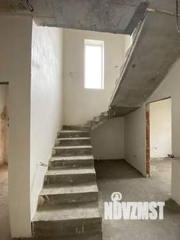 Дом 190м², 2-этажный, участок 4 сот.  