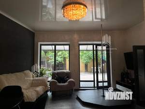 Дом 260м², 2-этажный, участок 3 сот.  