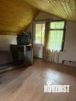 Дом 60м², 2-этажный, участок 5 сот.  