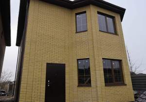 Дом 140м&sup2;, 2-этажный, участок 3 сот.  