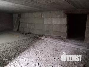 Дом 700м&sup2;, 3-этажный, участок 6 сот.  