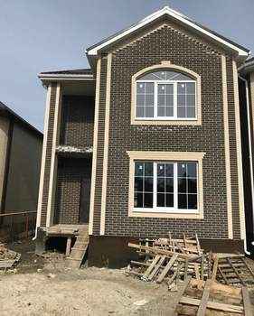 Дом 145м&sup2;, 2-этажный, участок 3 сот.  