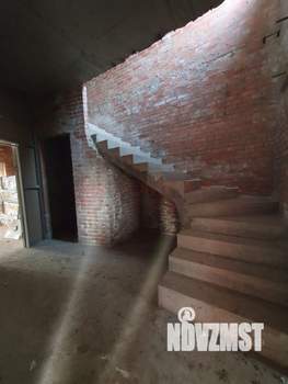 Дом 130м², 2-этажный, участок 3 сот.  