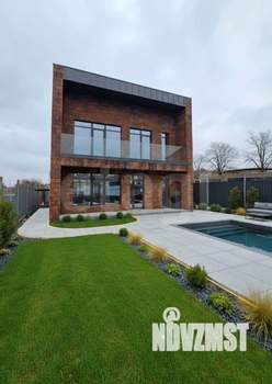 Дом 200м&sup2;, 2-этажный, участок 5 сот.  