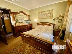 Дом 77м&sup2;, 2-этажный, участок 2 сот.  