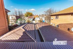 Дом 273м&sup2;, 2-этажный, участок 3 сот.  