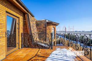 Дом 411м&sup2;, 3-этажный, участок 6 сот.  