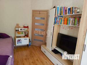 Дом 70м&sup2;, 2-этажный, участок 1 сот.  