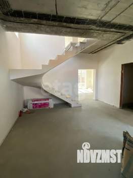 Дом 184м², 2-этажный, участок 3 сот.  