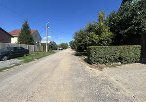 Дом 213м&sup2;, 3-этажный, участок 6 сот.  