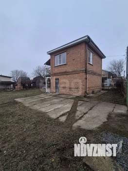 Дом 61м&sup2;, 2-этажный, участок 5 сот.  